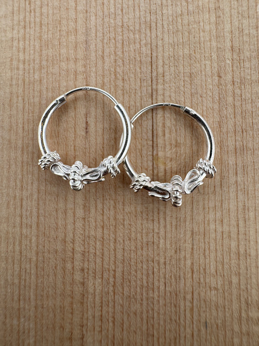 925 Sterling Silver Centre Wave Twisted Wire Bali