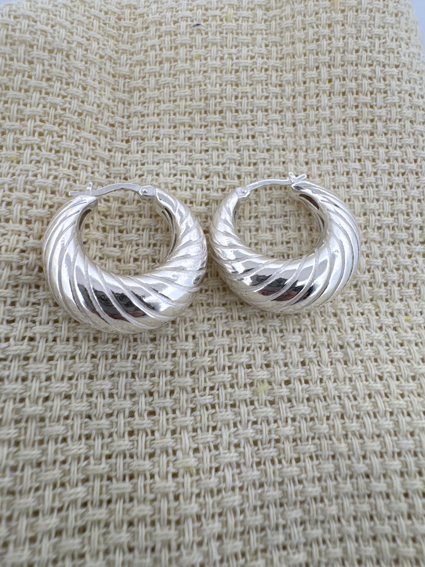 - "Chunky Jewelry"
- "Spiral Design Earrings"
- "Hoop Earrings for Women"
- "Fashion Earrings"
- "Handmade Hoop Earrings"