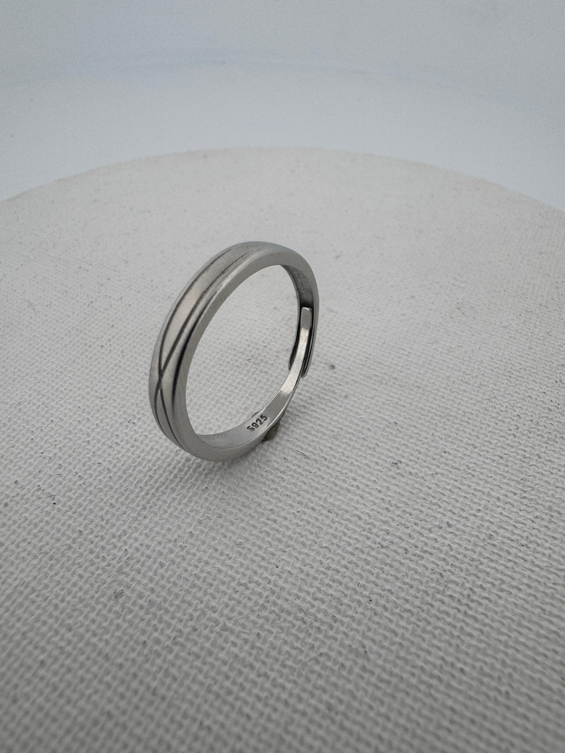 - "Friendship Promise Ring"
- "Sterling Silver Jewelry"
- "Promise Ring with Cubic Zirconia"
- "Simple Promise Ring"
- "Handmade Promise Ring"