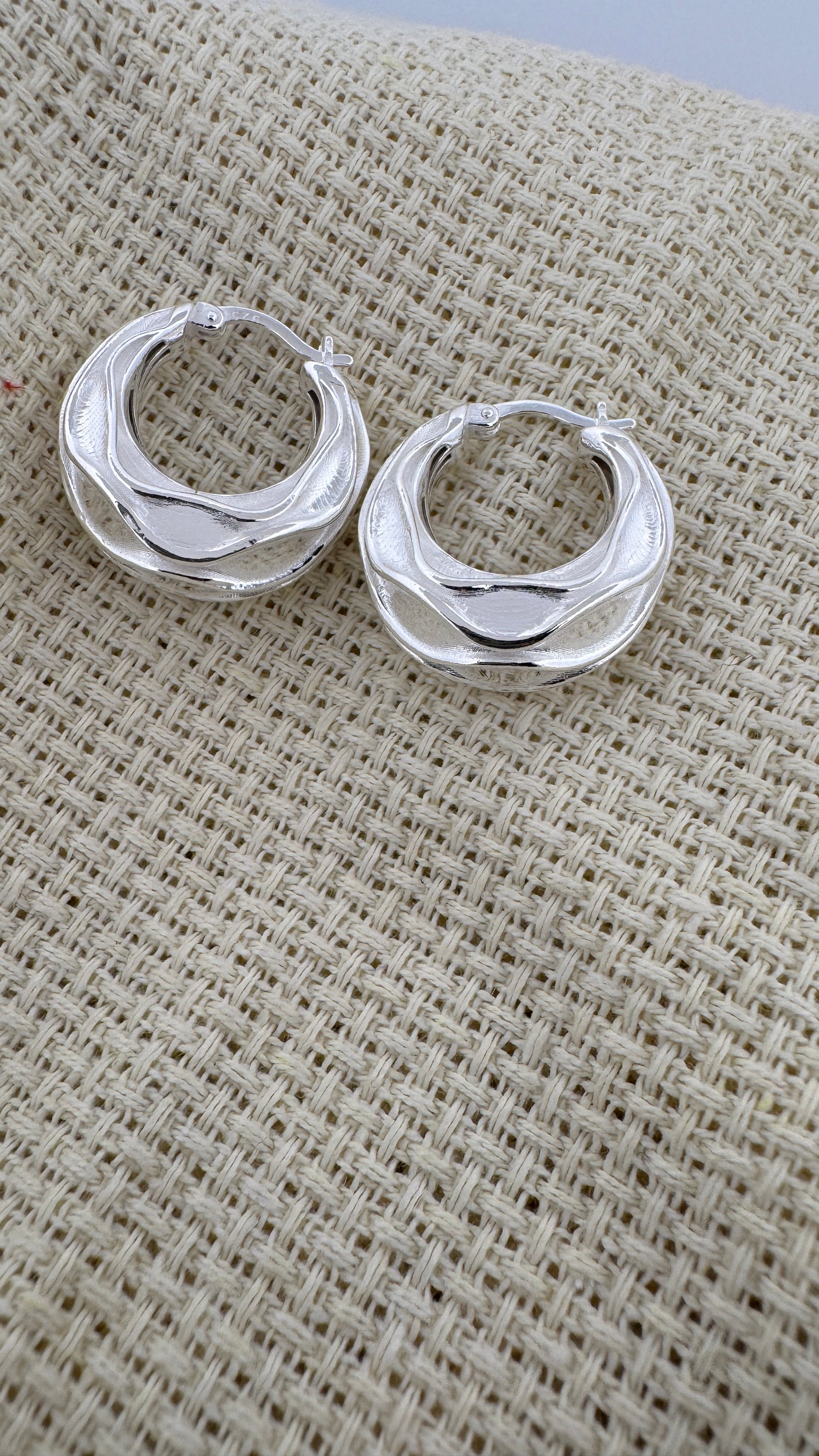 - Chunky Jewelry
- Wave Design Earrings
- Hoop Earrings for Women
- Fashion Earrings
- Handmade Hoop Earrings