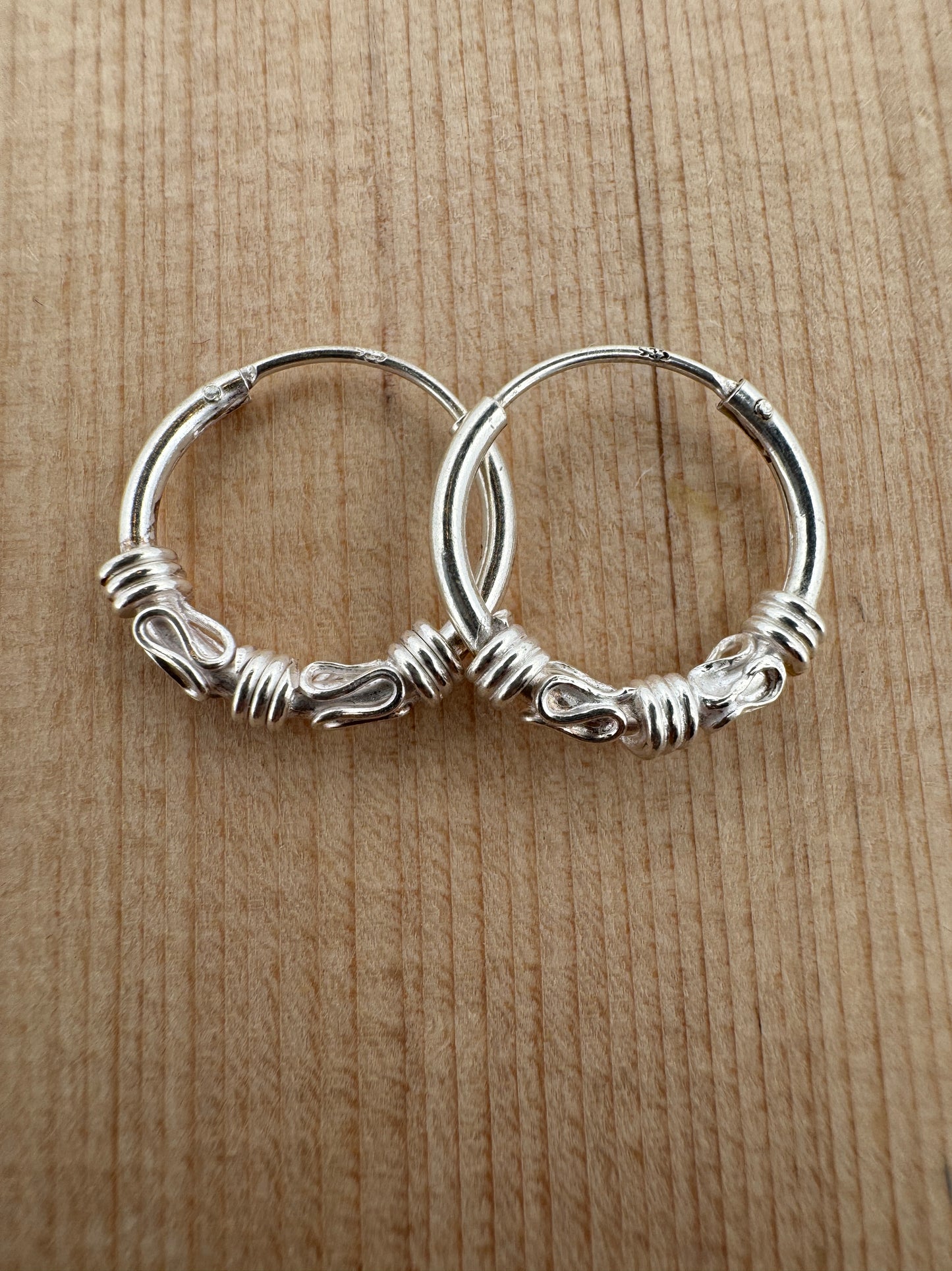 925 sterling silver two wave line twisted wire bali