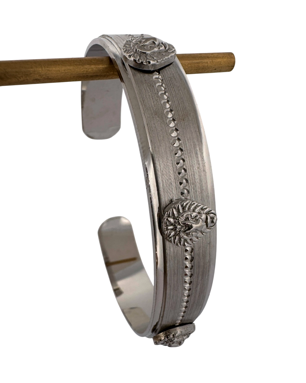 925 Sterling Silver with lion motif design Cuff