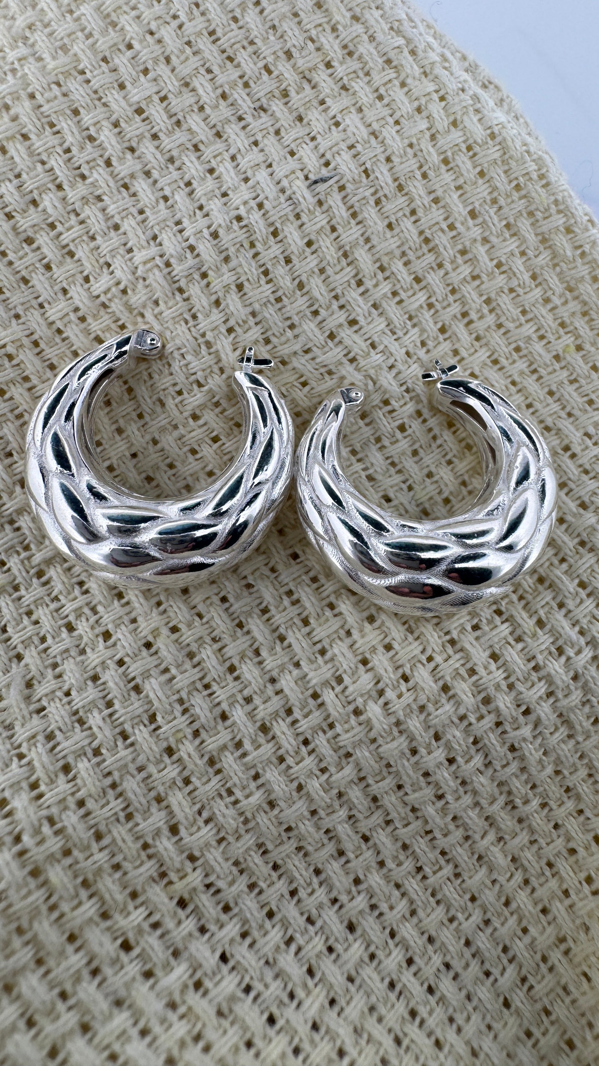 - "Chunky Jewelry"
- "Round Earrings"
- "Textured Earrings"
- "Hoop Earrings for Women"
- "Fashion Earrings"