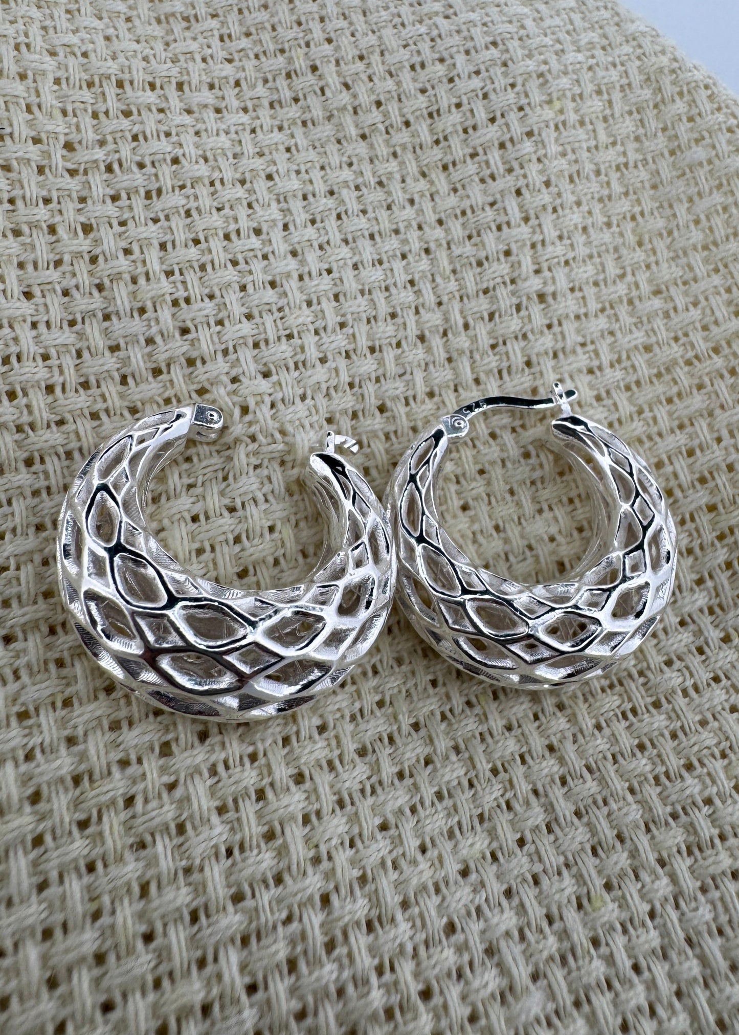 - "Chunky Jewelry"
- "Net Pattern Earrings"
- "Hoop Earrings for Women"
- "Fashion Earrings"
- "Handmade Hoop Earrings"
