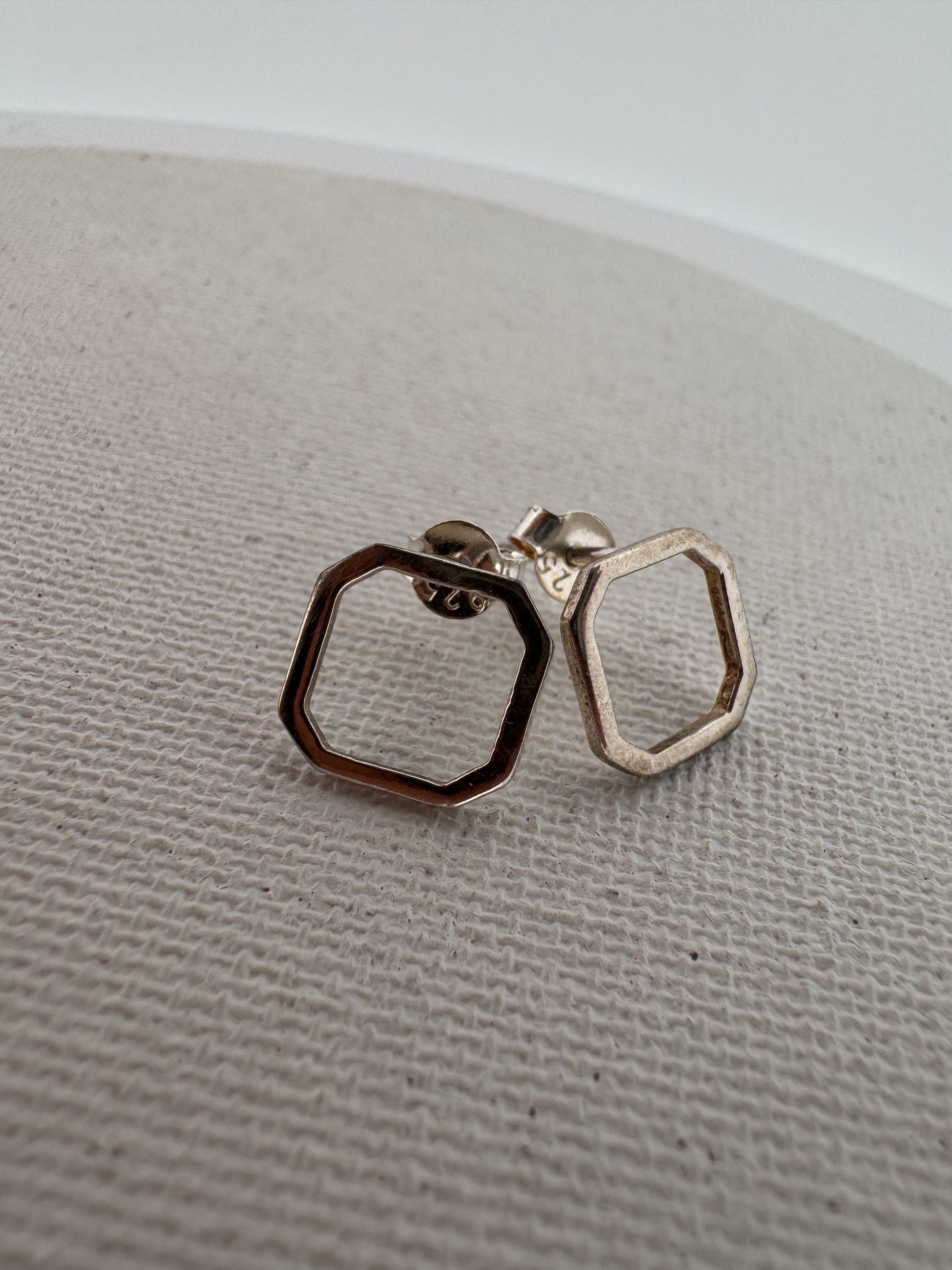 1. Sterling Silver Octagonal Earrings
2. Geometric Octagon Earrings
3. Modern Silver Earrings
4. Elegant Octagon Earrings
5. Stylish Octagon Earrings

